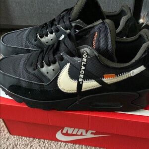 Nike off white 90s